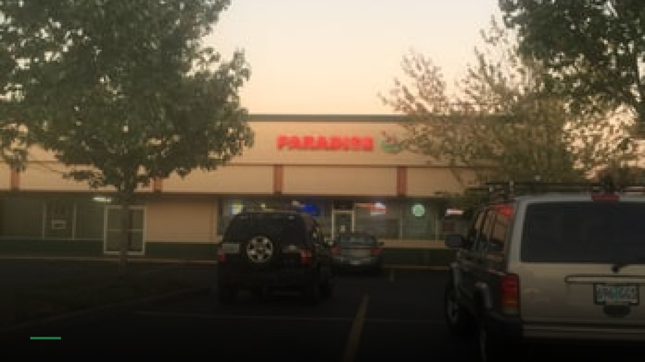 Paradise Sports Bar And Cafe - Sports Bars in Portland