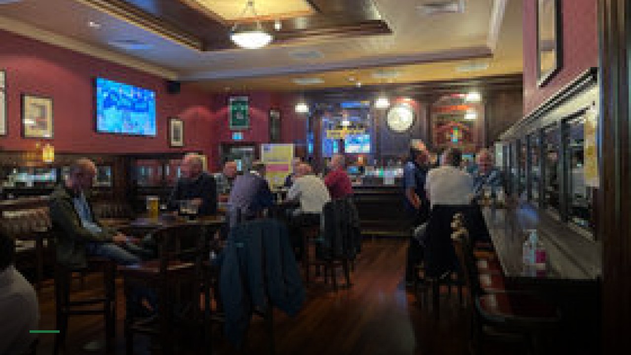 Peacocks Bar & Lounge - Sports Bars in Dublin