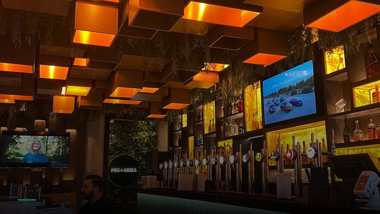 Peg & Grill - Sports Bars in Birmingham