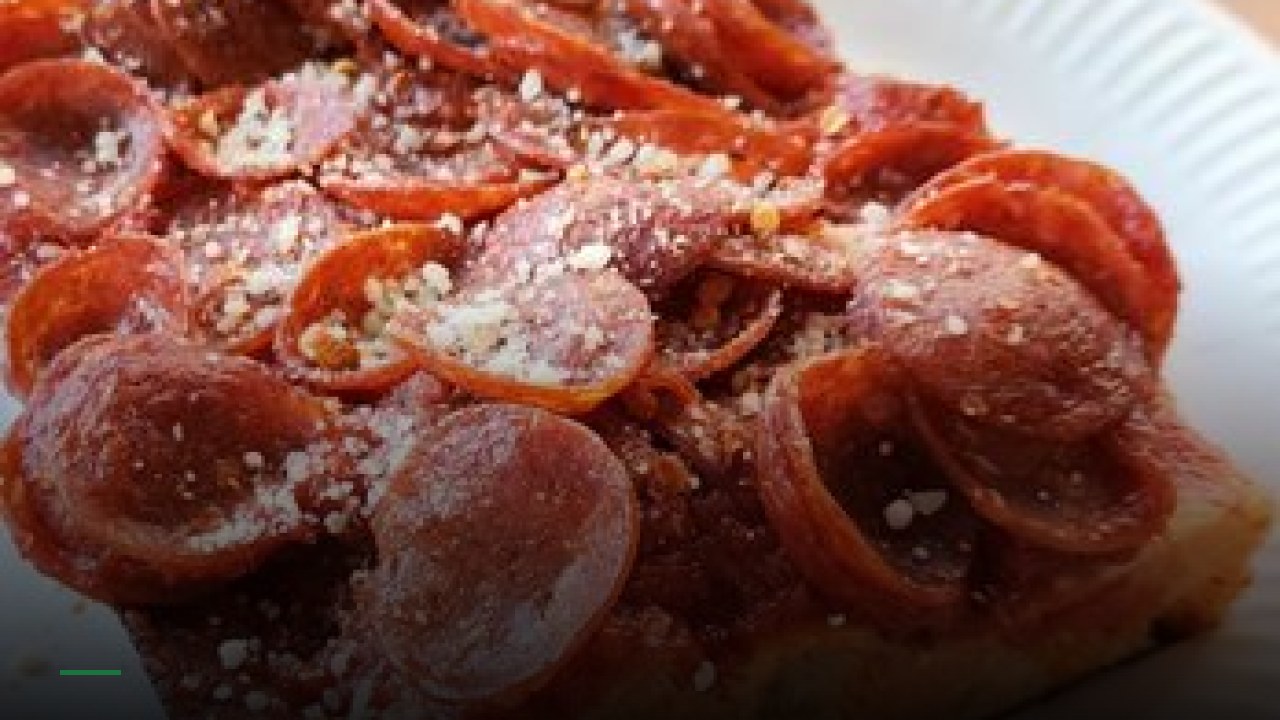 Pizza Supreme Being - Sports Bars in Sacramento