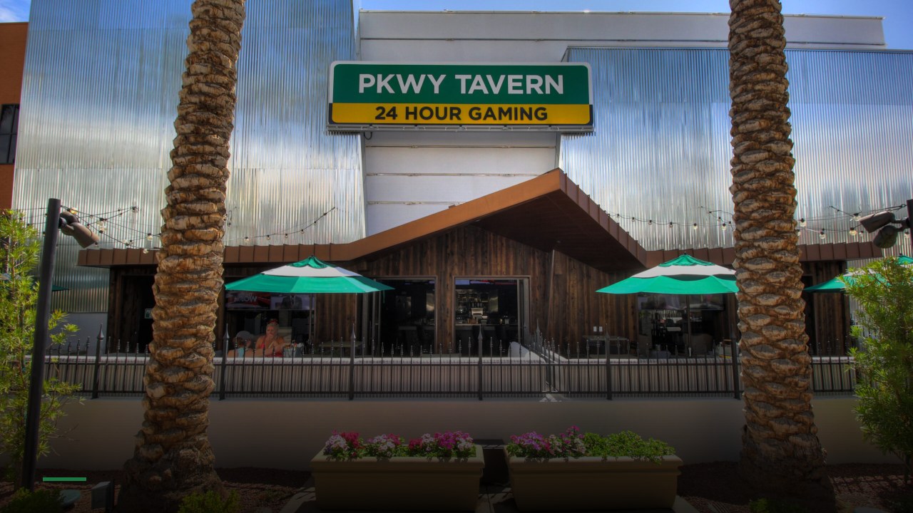PKWY Tavern District - Sports Bars in Las Vegas