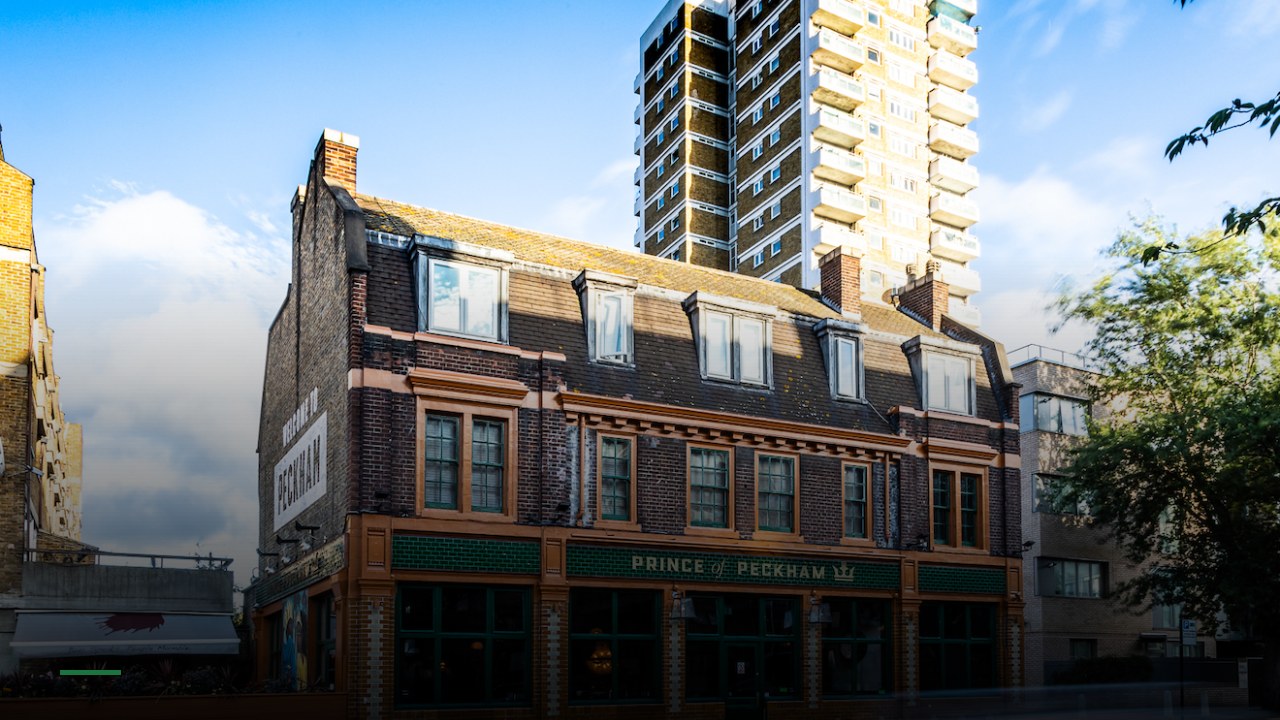 Prince of Peckham Pub - Sports Bars in Crawley