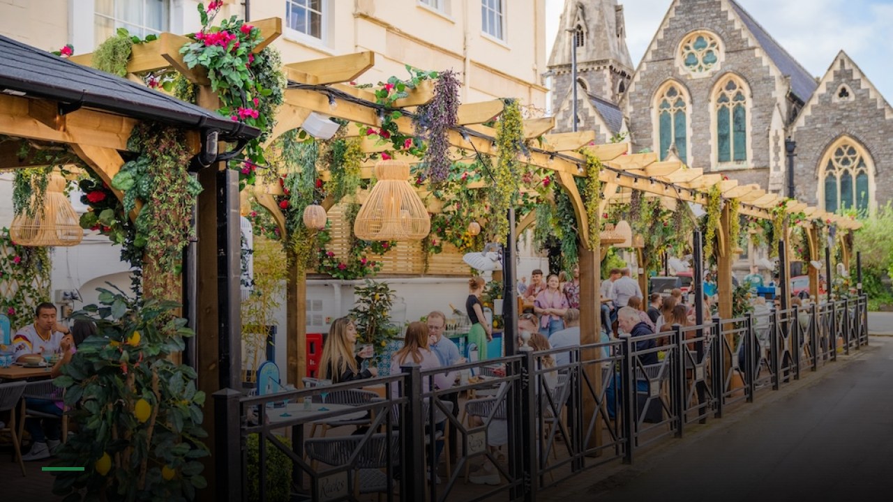 Racks Bar & Kitchen - Sports Bars in Bristol