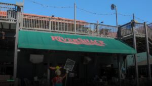 River Shack Gretna — Sports bars in New Orleans