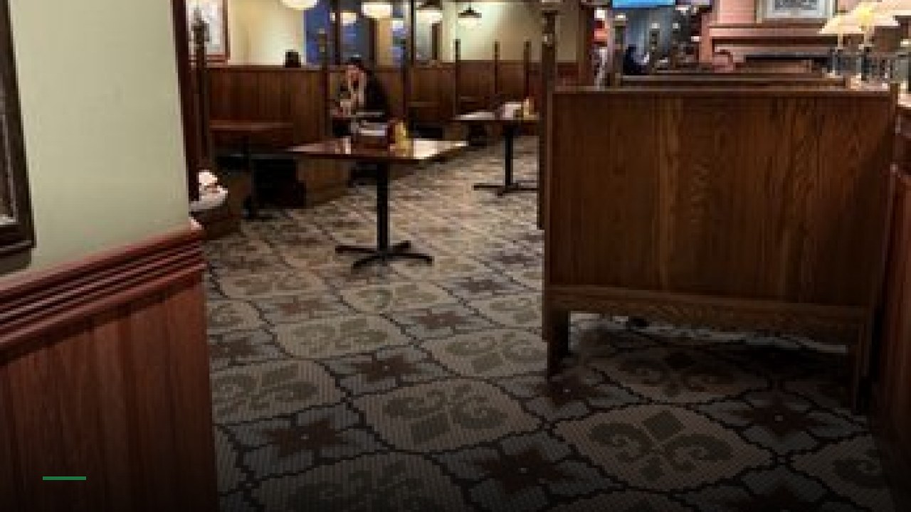 Rockne's in Fairlawn - Sports Bars in Akron