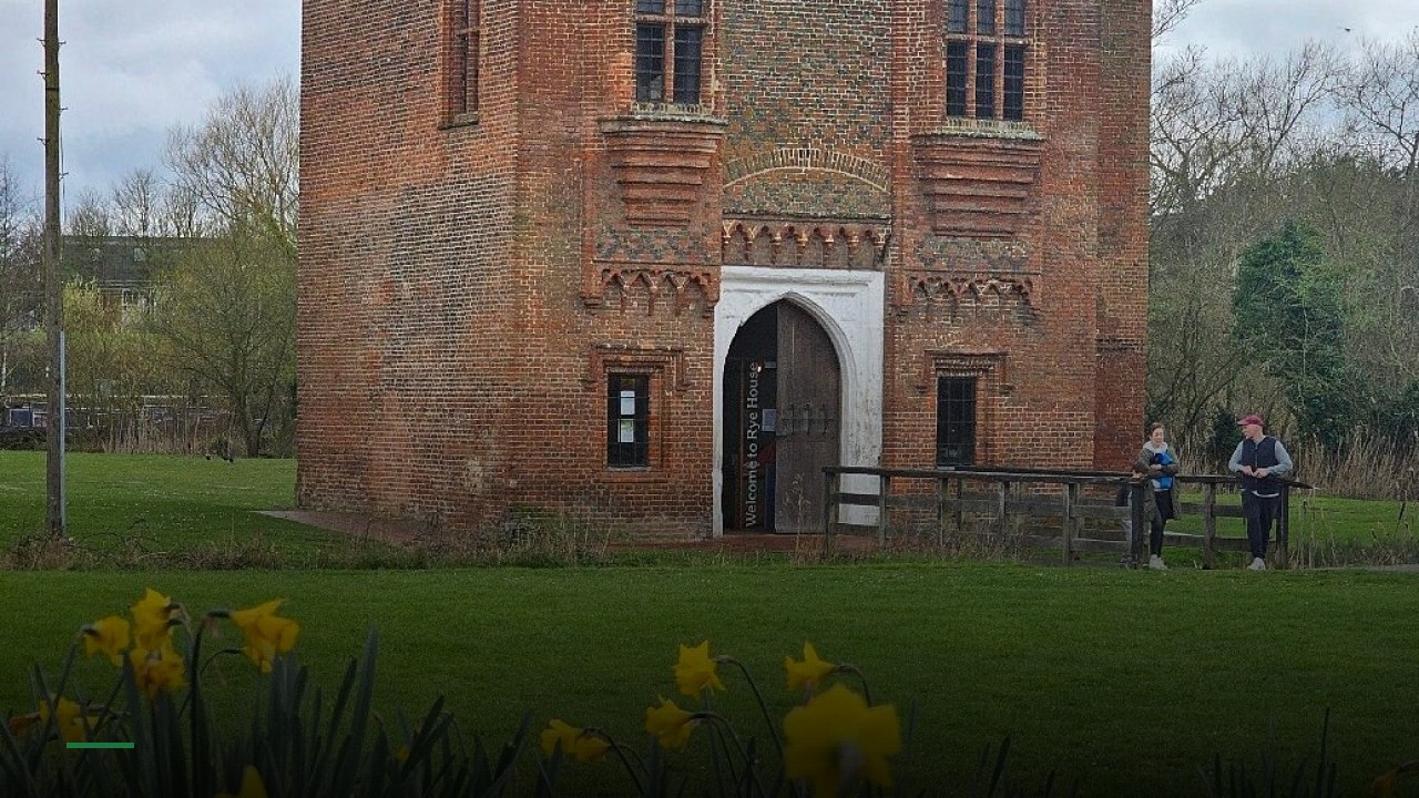 Rye House - Sports Bars in Luton