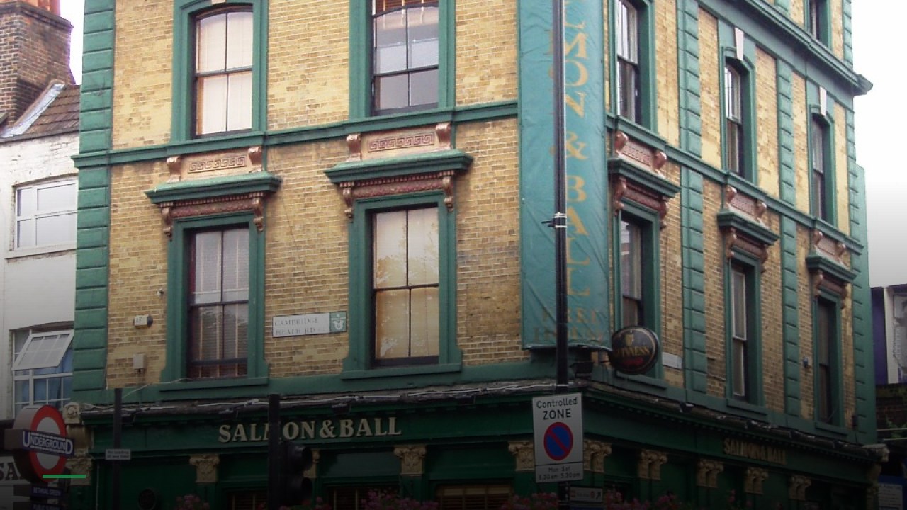 Salmon & Ball - Sports Bars in London