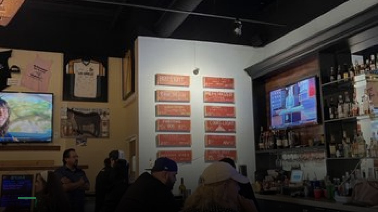 Schooner Bar & Grill - Sports Bars in Long Beach
