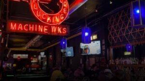Seattle Tavern & Pool Hall — Sports bars in Seattle