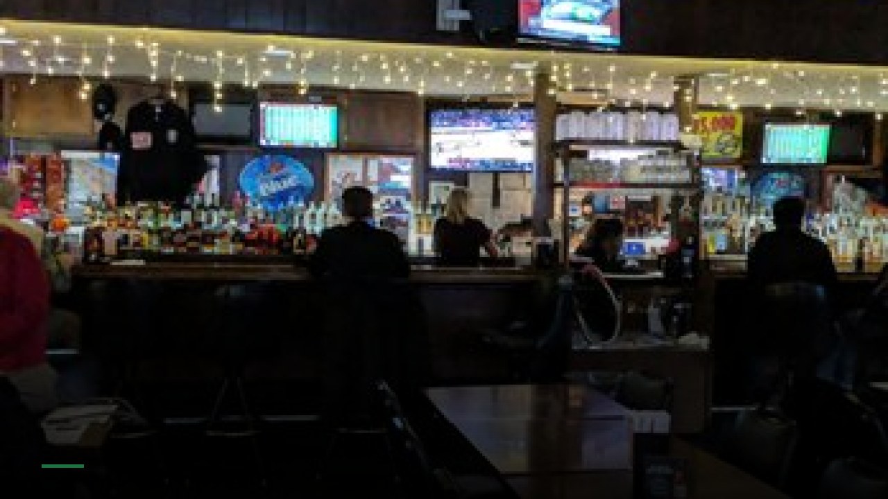 Second Base Pub & Grub - Sports Bars in Detroit