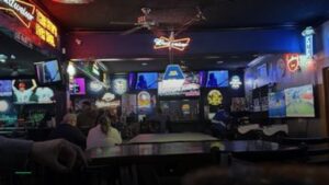 Shotz Bar & Kitchen — Sports bars in Long Beach