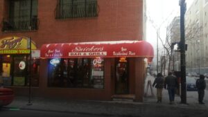 Snickers Bar & Grill — Sports bars in Chicago