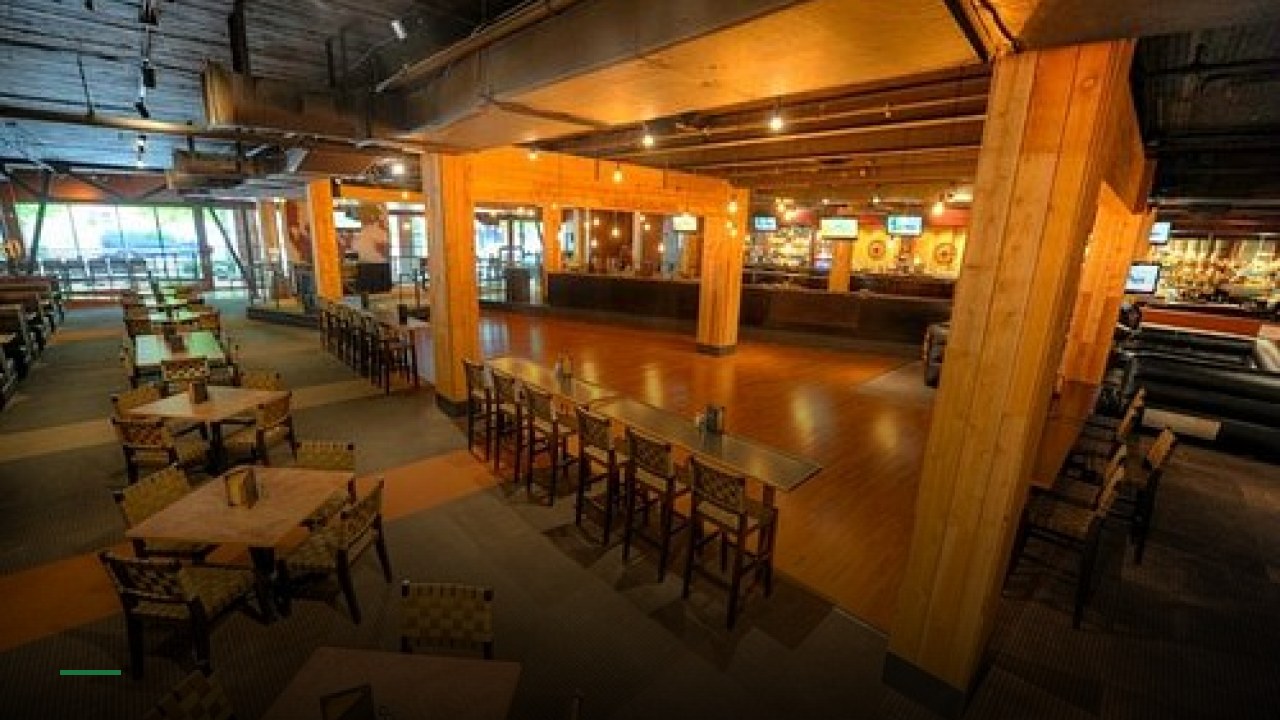 Steel Creek Tacoma - Sports Bars in Tacoma