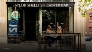 Taylor Shellfish Oyster Bar — Sports bars in Seattle