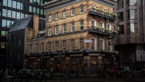 The Albert — Pubs in Luton