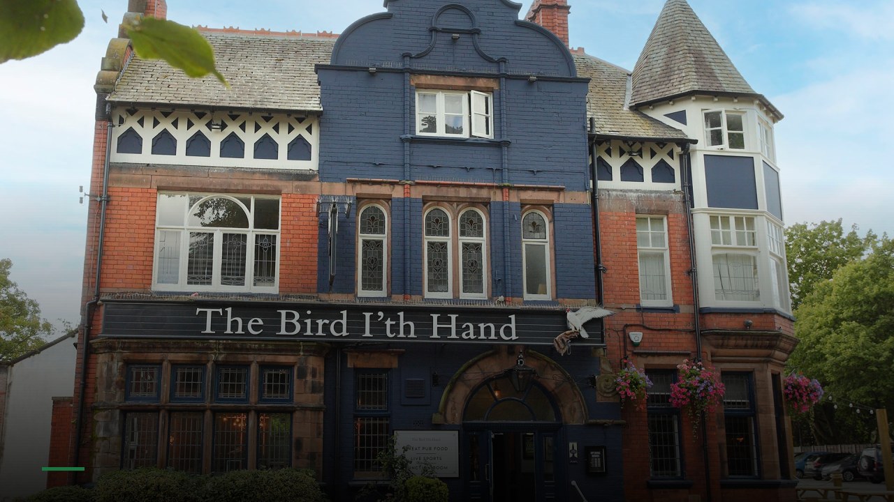 The Bird I'th Hand - Sports Bars in Manchester