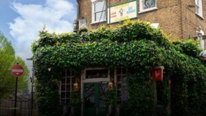 The Faltering Fullback — Pubs in London