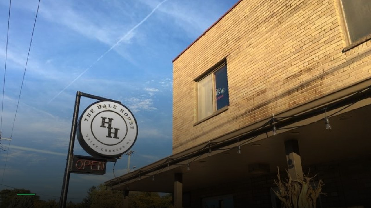 The Hale House - Sports Bars in Milwaukee