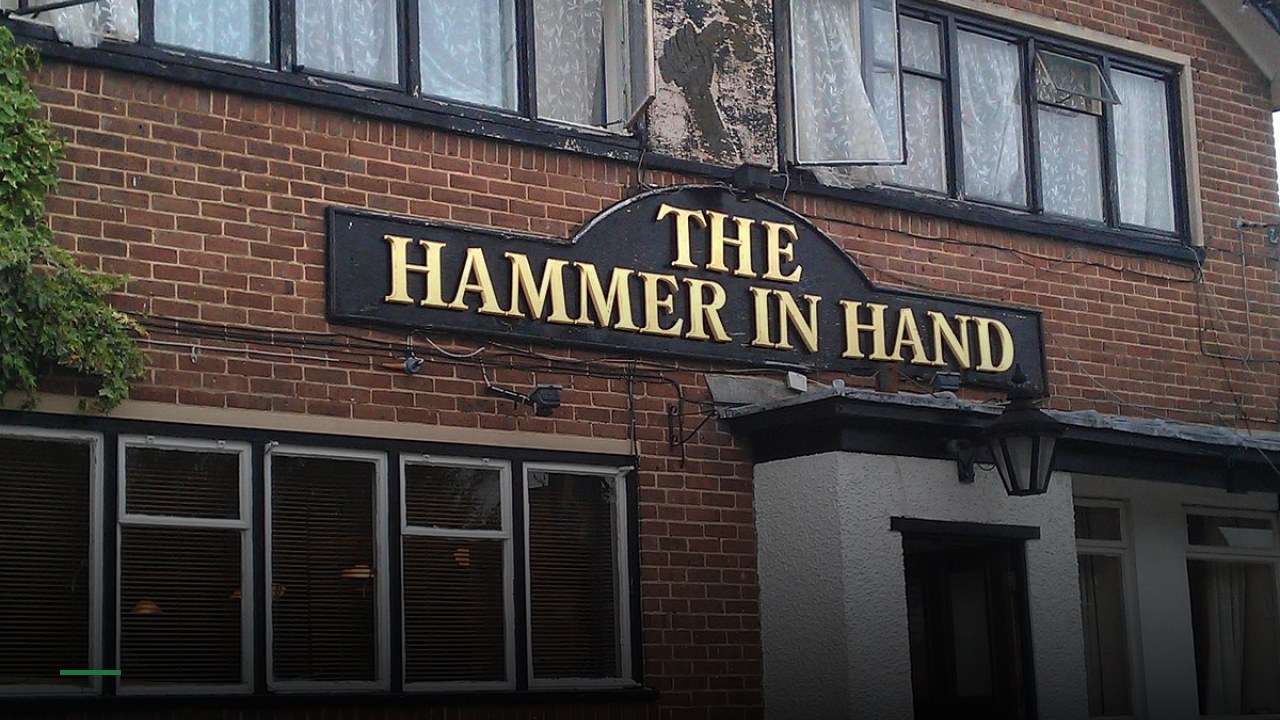 The Hammer In Hand - Sports Bars in Luton