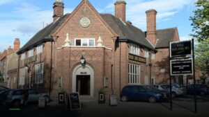 The Highbury Inn — Pubs in Birmingham