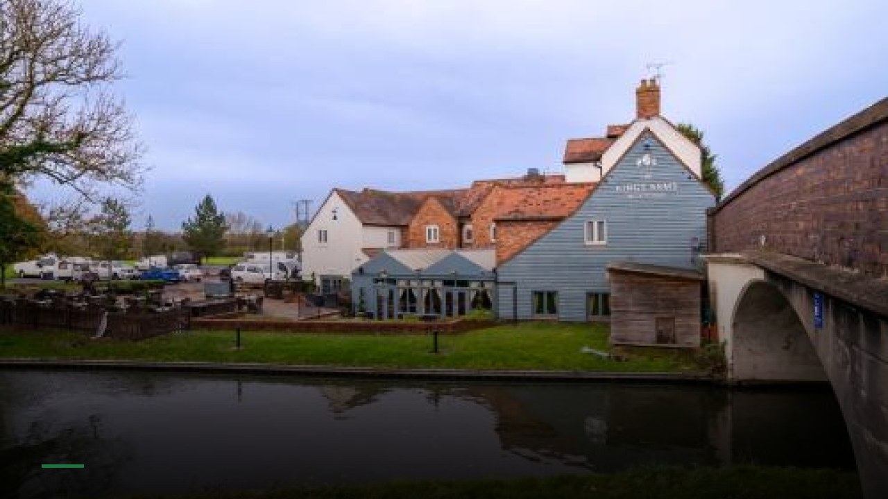 The King's Arms - Sports Bars in Birmingham