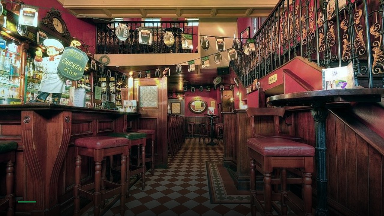 The Oval Bar - Sports Bars in Dublin