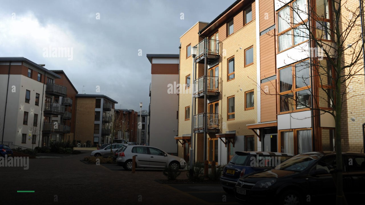 The Pembroke - Sports Bars in Crawley