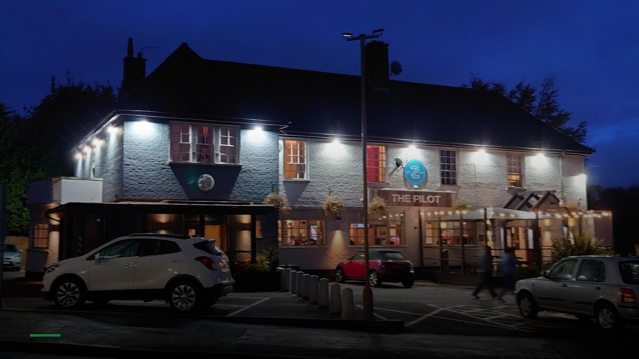 The Pilot - Sports Bars in Wolverhampton