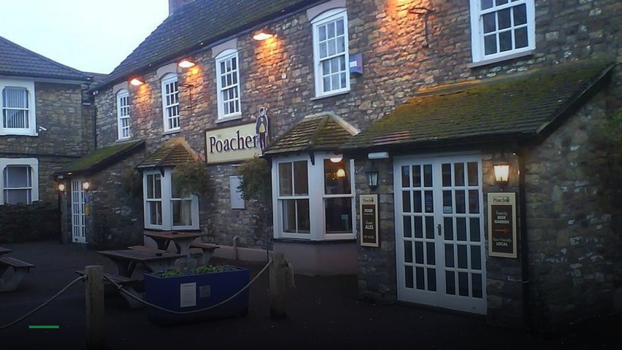 The Poacher Portishead - Sports Bars in Bristol