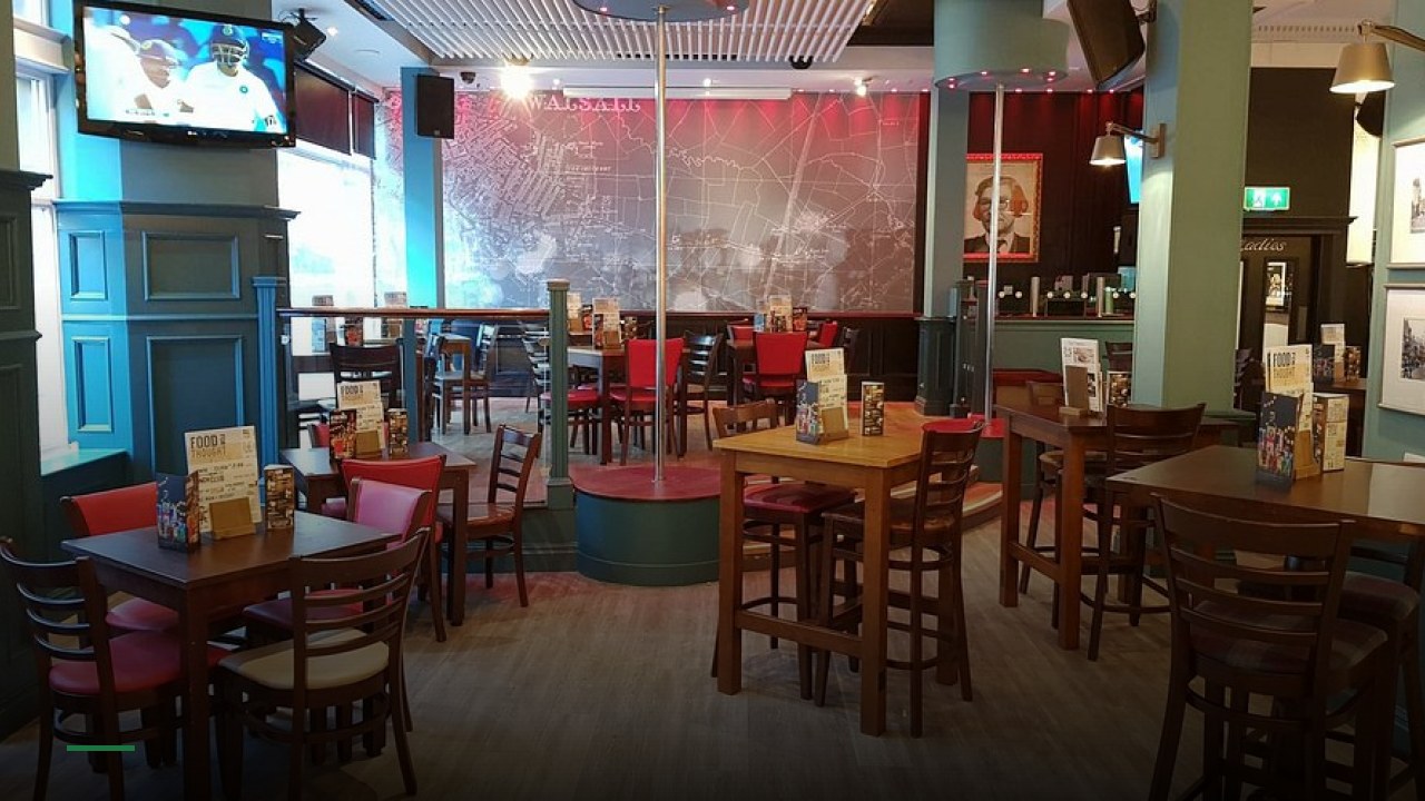 The Registry Walsall - Sports Bars in Birmingham