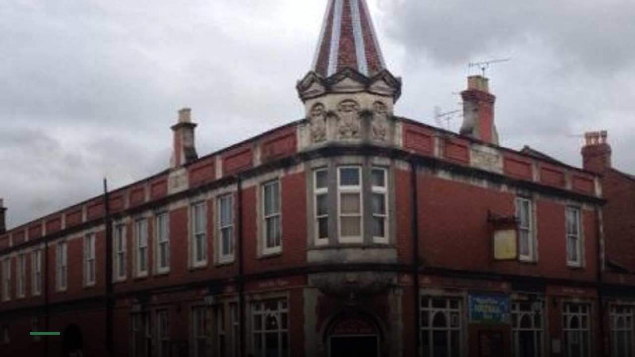 The Sandringham - Sports Bars in Bristol