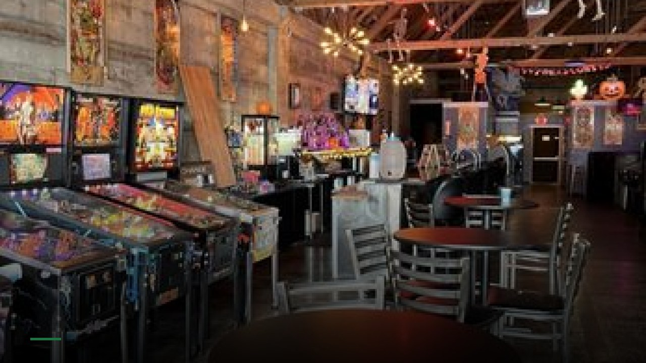 The Triple Knock - Sports Bars in Tacoma