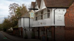 The Weyside — Pubs in Crawley