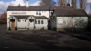 The White Horse — Pubs in Luton