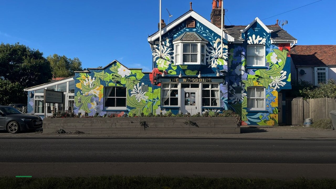 The Woodbine - Sports Bars in Watford