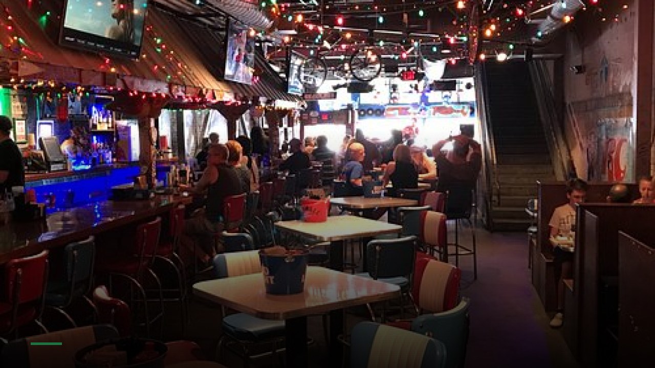Tin Roof - Sports Bars in Nashville