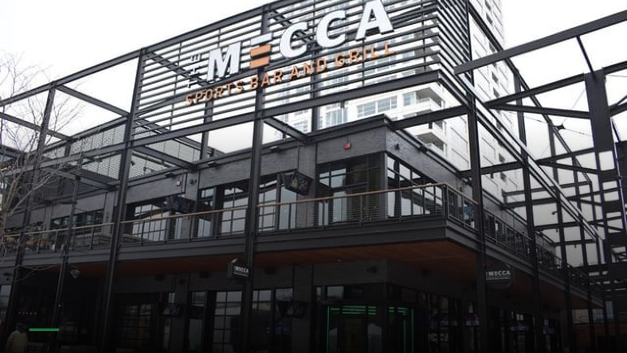 Tom's Watch Bar - Deer District, Milwaukee - Sports Bars in Milwaukee