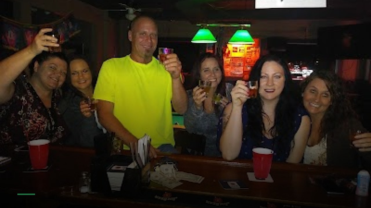 Tonix Bar LLC - Sports Bars in Akron