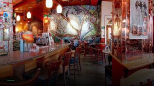 TP Smith’s Bar and Restaurant — Pubs in Dublin