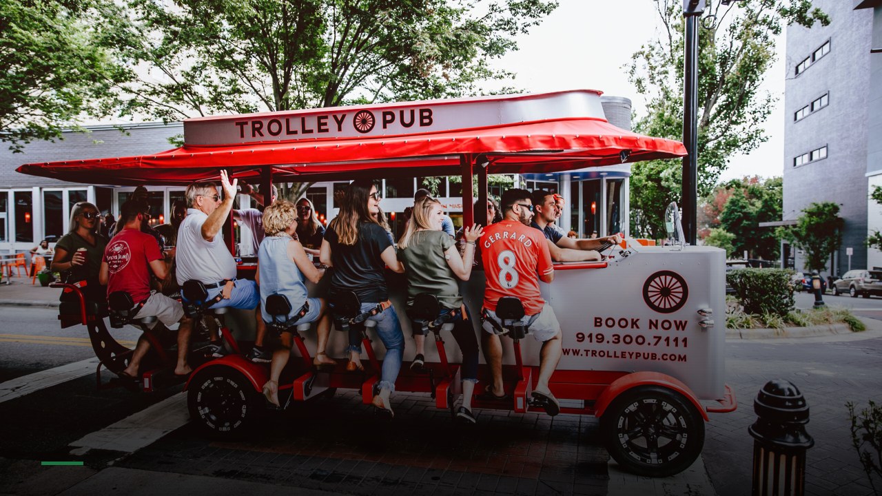 Trolley Pub San Antonio - Sports Bars in San Antonio