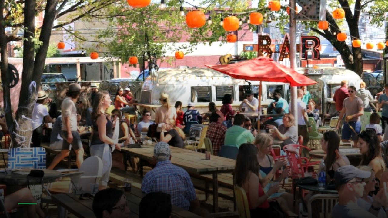 Truck Yard - Sports Bars in Dallas