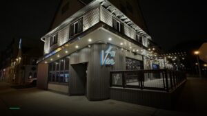 Watch MLB at Vier North in Milwaukee