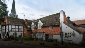Ye Olde Six Bells — Pubs in Crawley